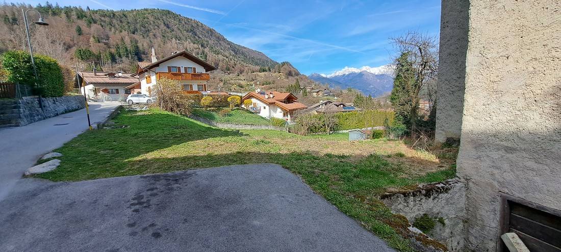 Porzione di casa in vendita a Bondo