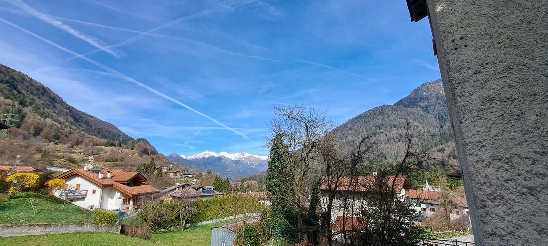 Porzione di casa in vendita a Bondo