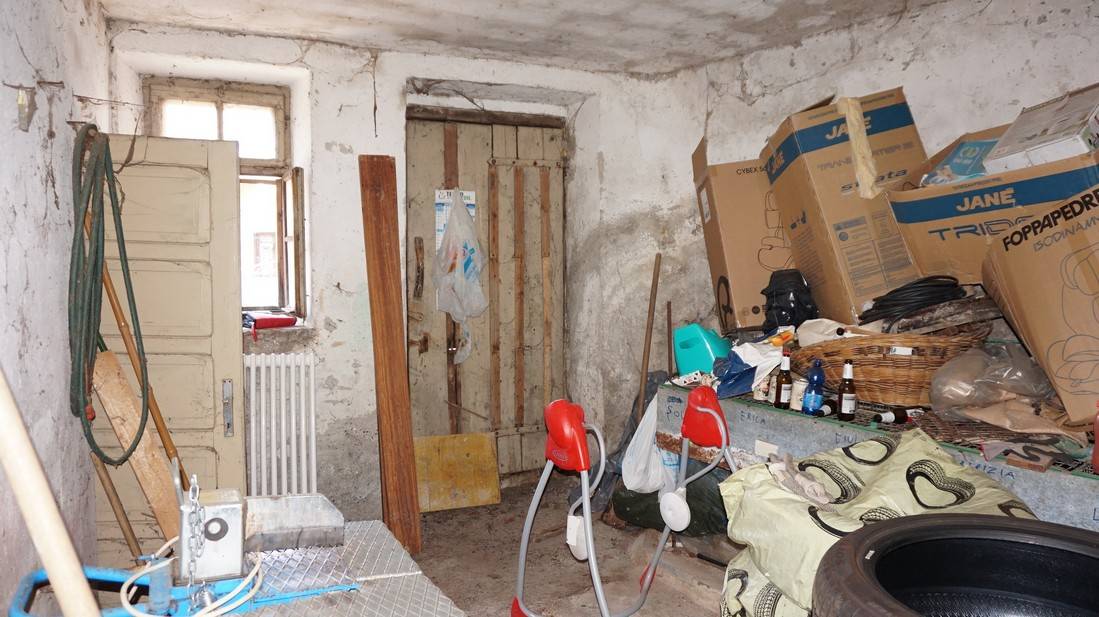 Porzione di casa in vendita a Bondo