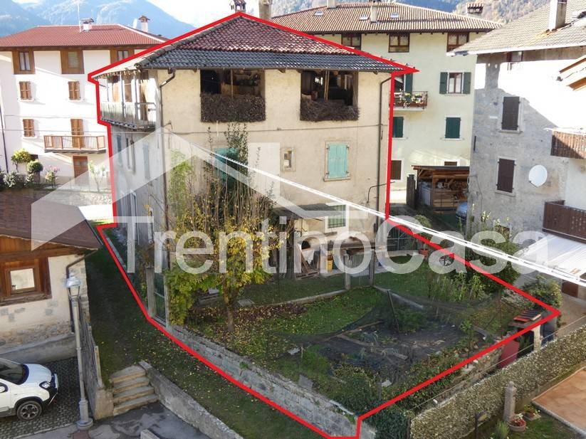 Casa Indipendente in vendita a Pieve di Bono-Prezzo