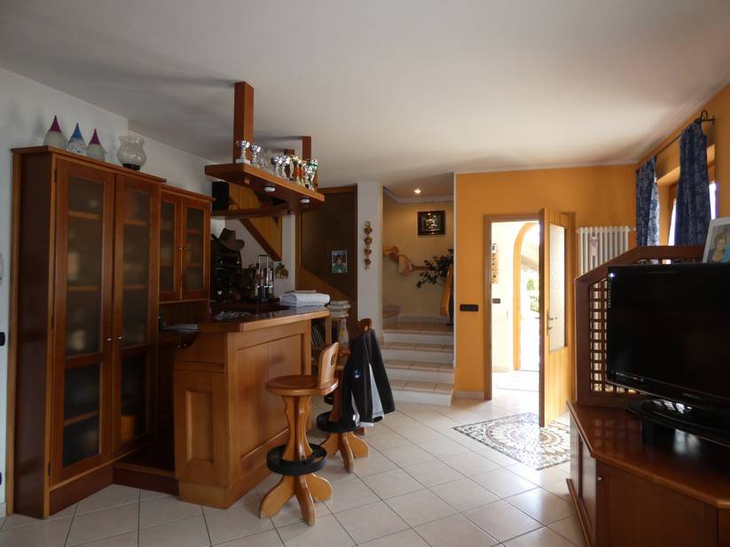 Villa Indipendente in vendita a Sella Giudicarie