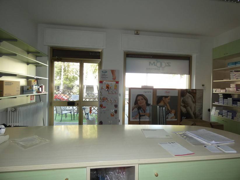 Negozio in vendita a Tione di Trento