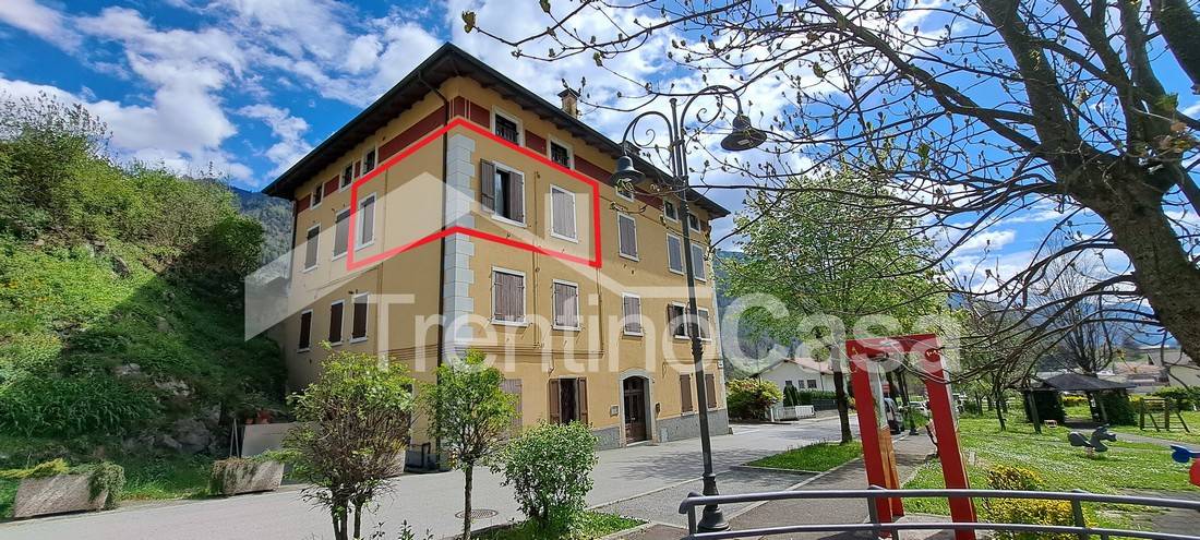 Appartamento 2Locale in vendita a Sella Giudicarie