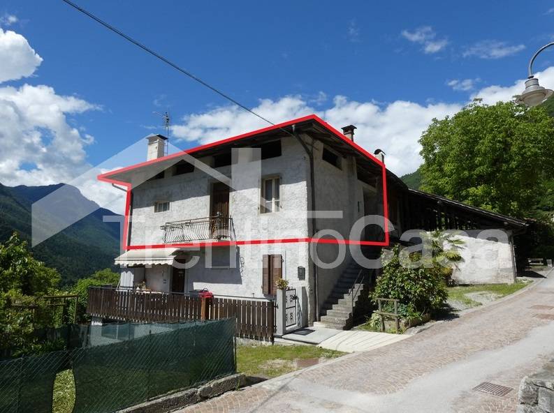 Porzione di casa in vendita a Tre Ville