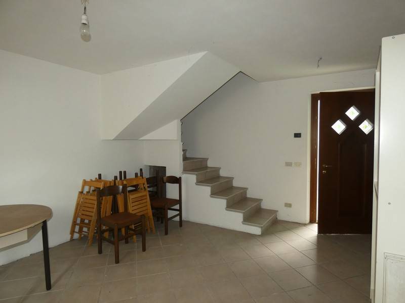 Casa Indipendente in vendita a Bondone, Baitoni