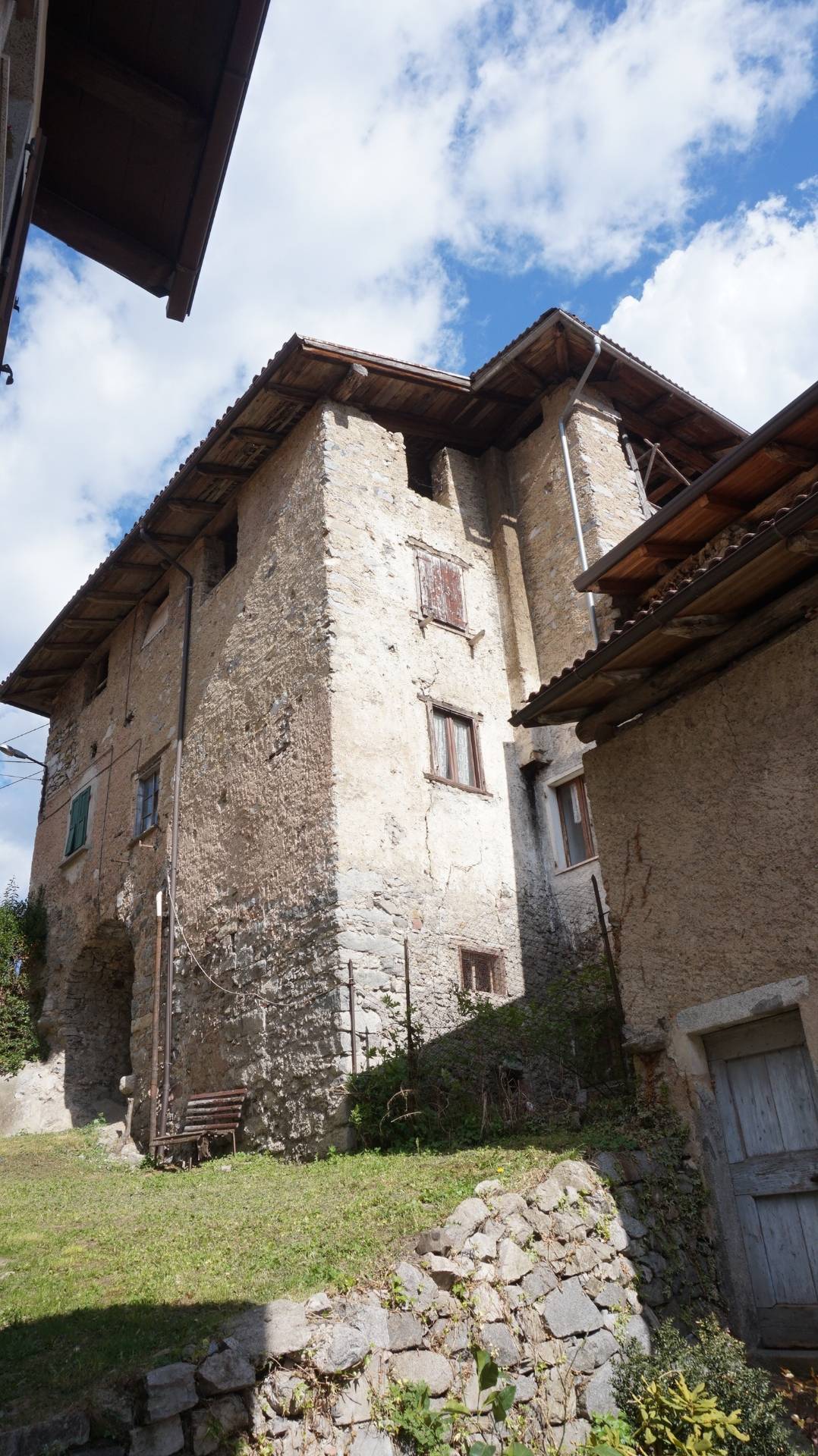 Casa Indipendente in vendita a Bersone