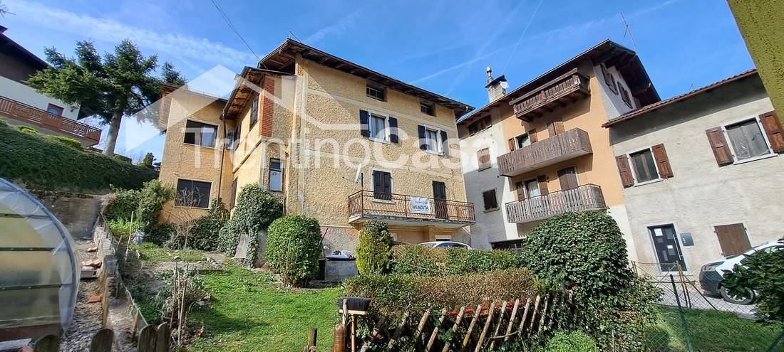 Casa Indipendente in vendita a Bondo