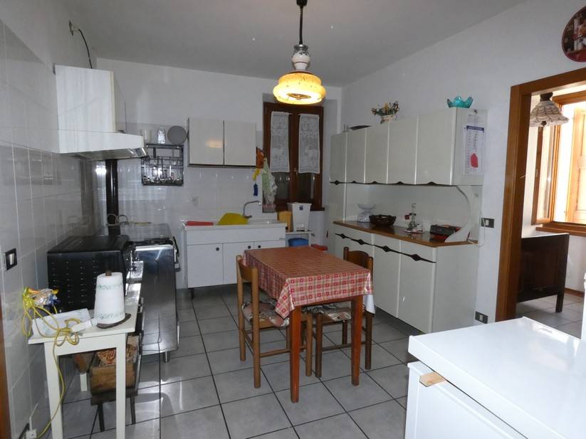 Casa Indipendente in vendita a Pieve di Bono-Prezzo