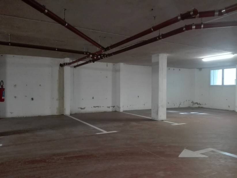 Garage / Box / Posto auto in affitto a Tione di Trento