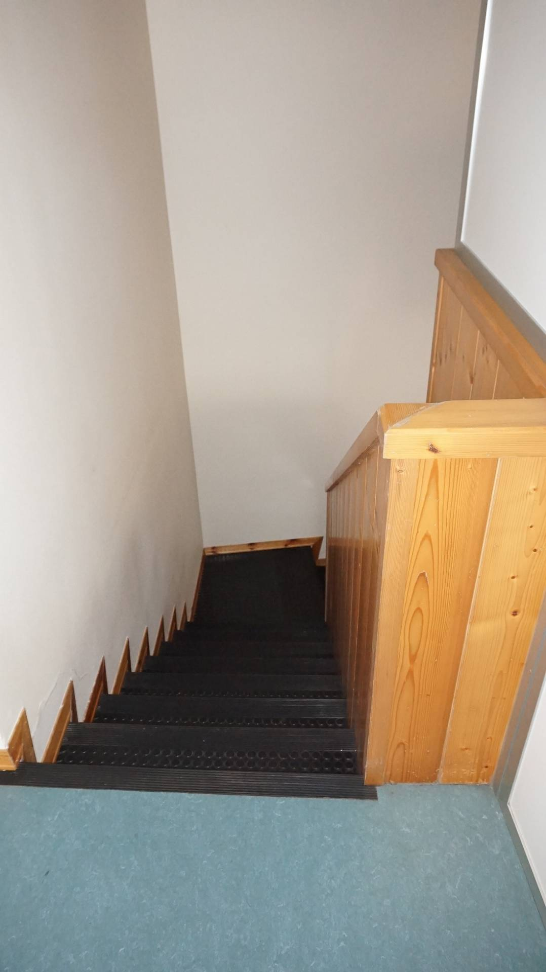 Negozio in affitto a Tione di Trento