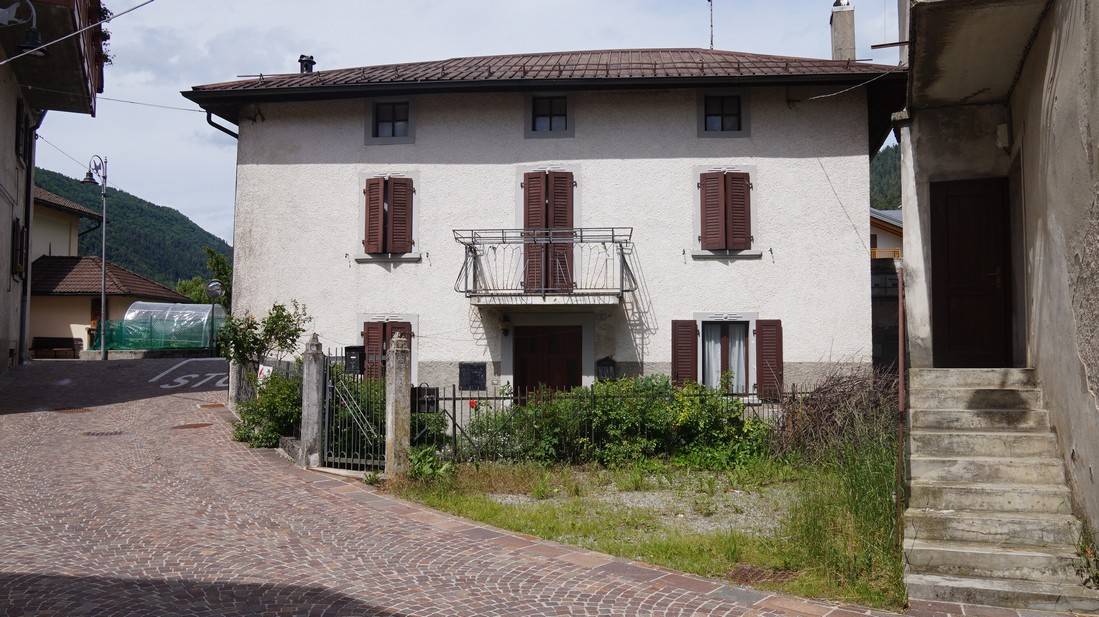 Casa Indipendente in vendita a Sella Giudicarie