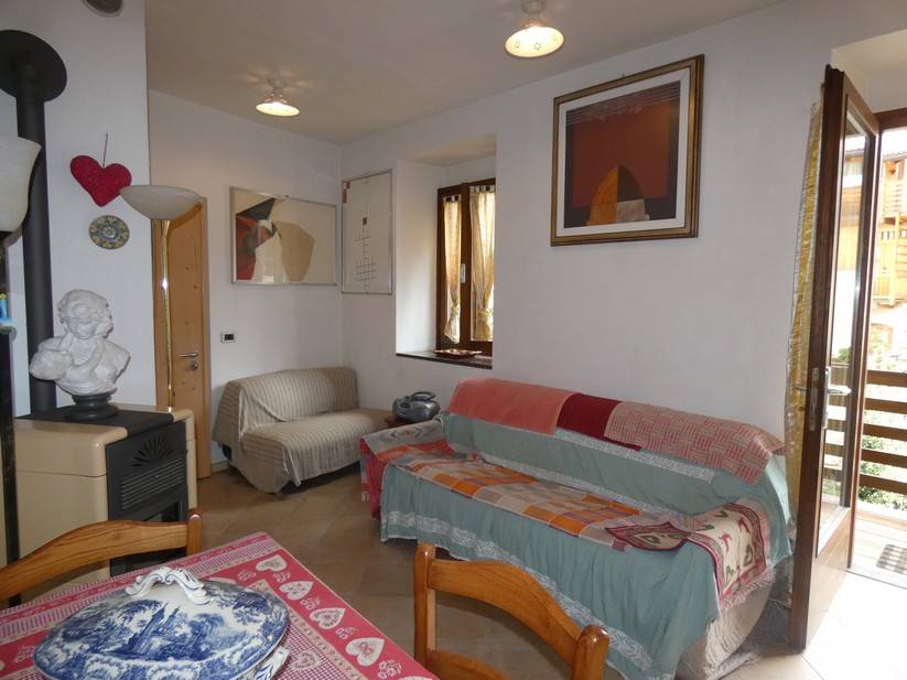 Appartamento 2Locale in vendita a Stenico, Villa Banale