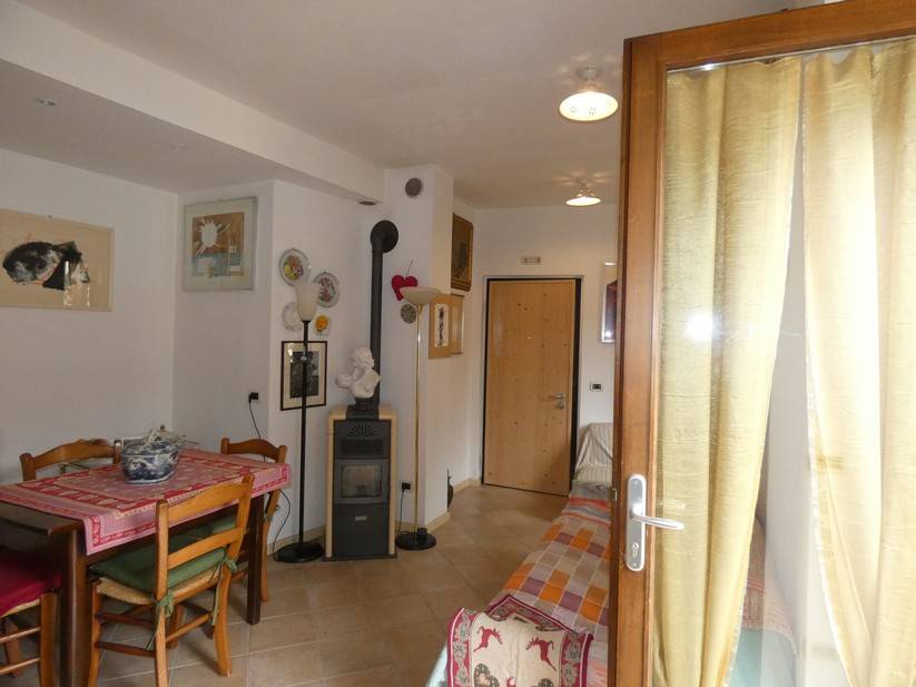 Appartamento 2Locale in vendita a Stenico, Villa Banale