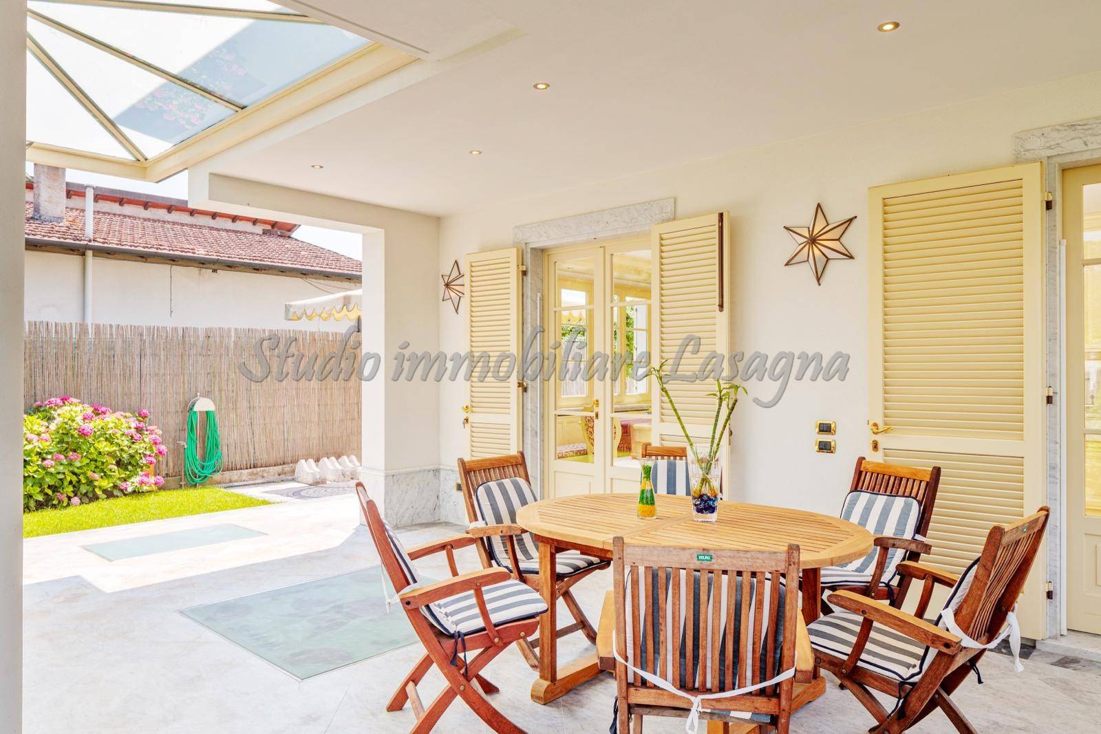 Villa di prestigio in vendita a Forte dei Marmi