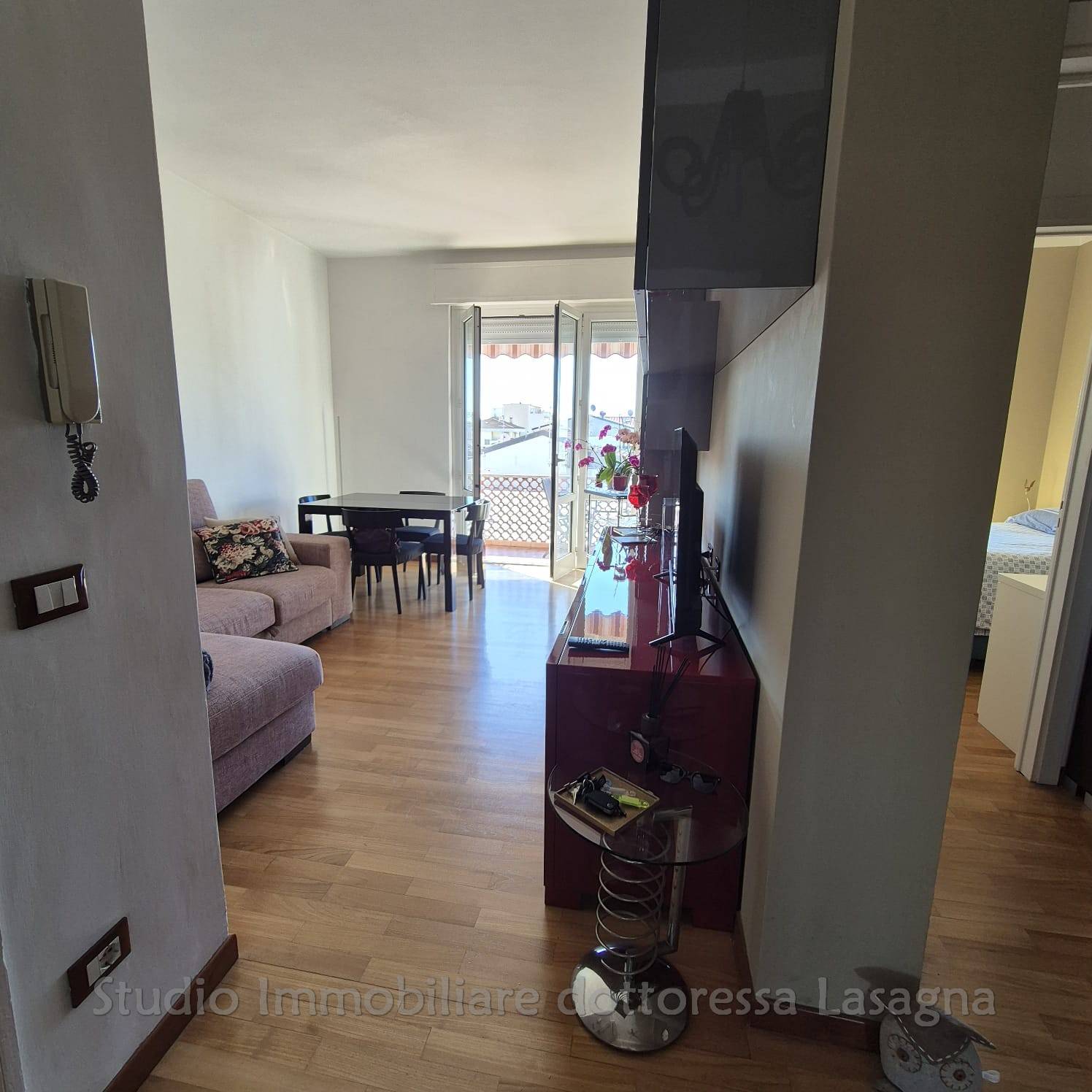 Appartamento in vendita a Viareggio