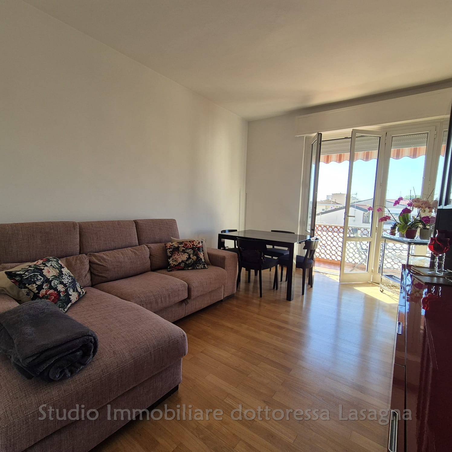 Appartamento in vendita a Viareggio
