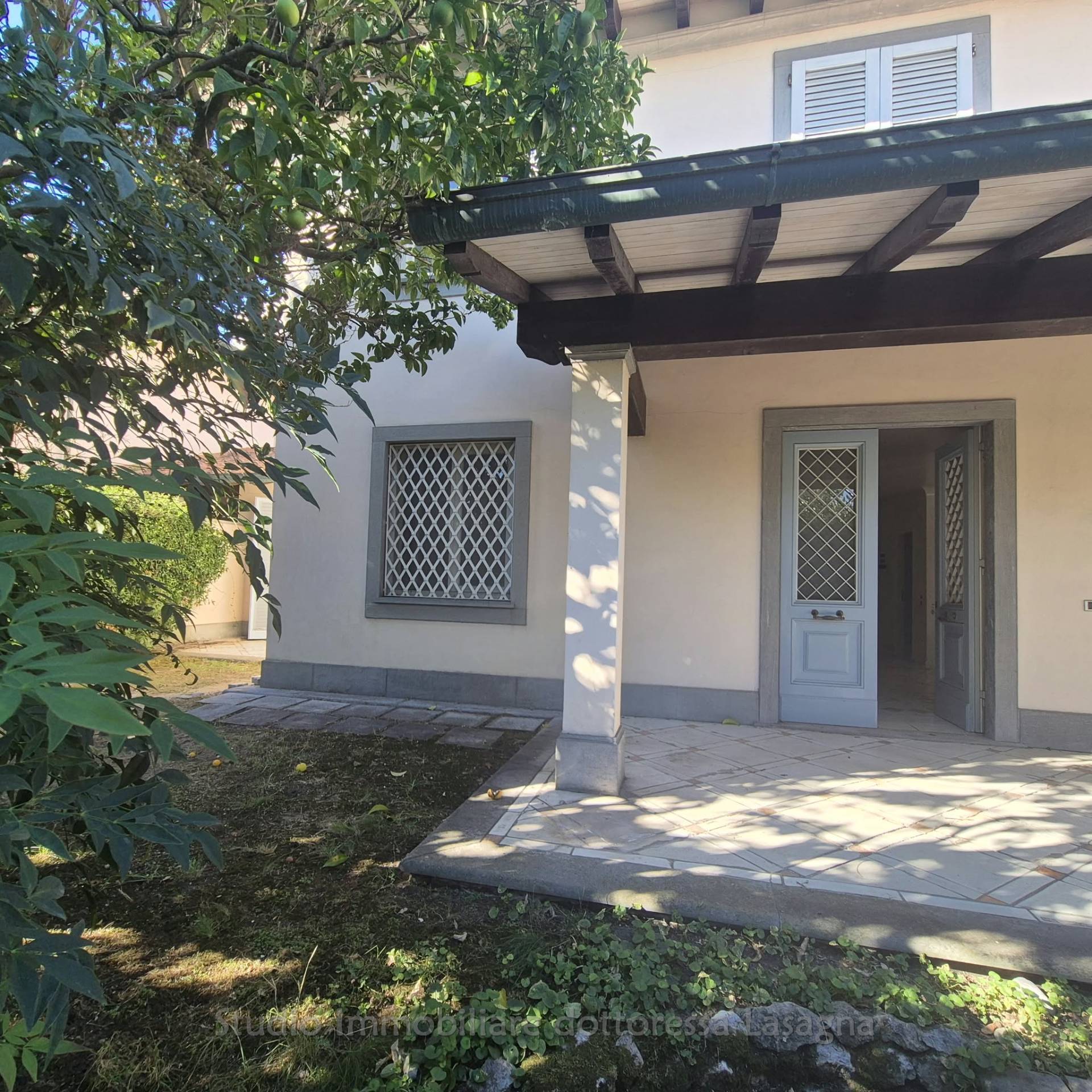 Villa di prestigio in vendita a Viareggio, Centro