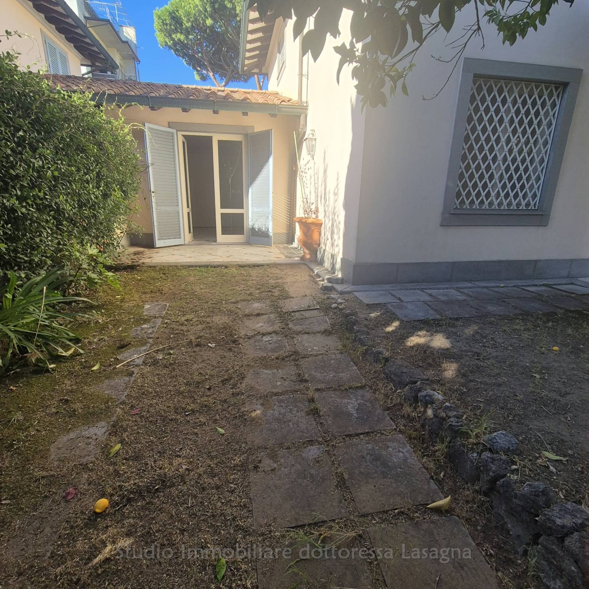 Villa di prestigio in vendita a Viareggio, Centro