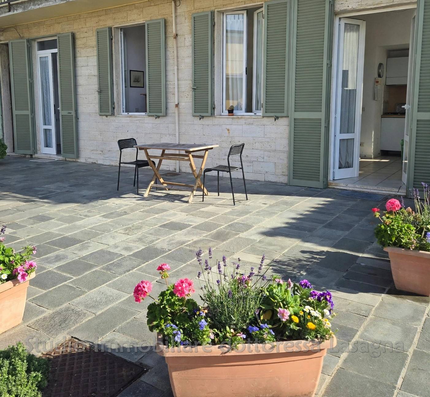Appartamento non in Condominio in vendita a Viareggio, Centro