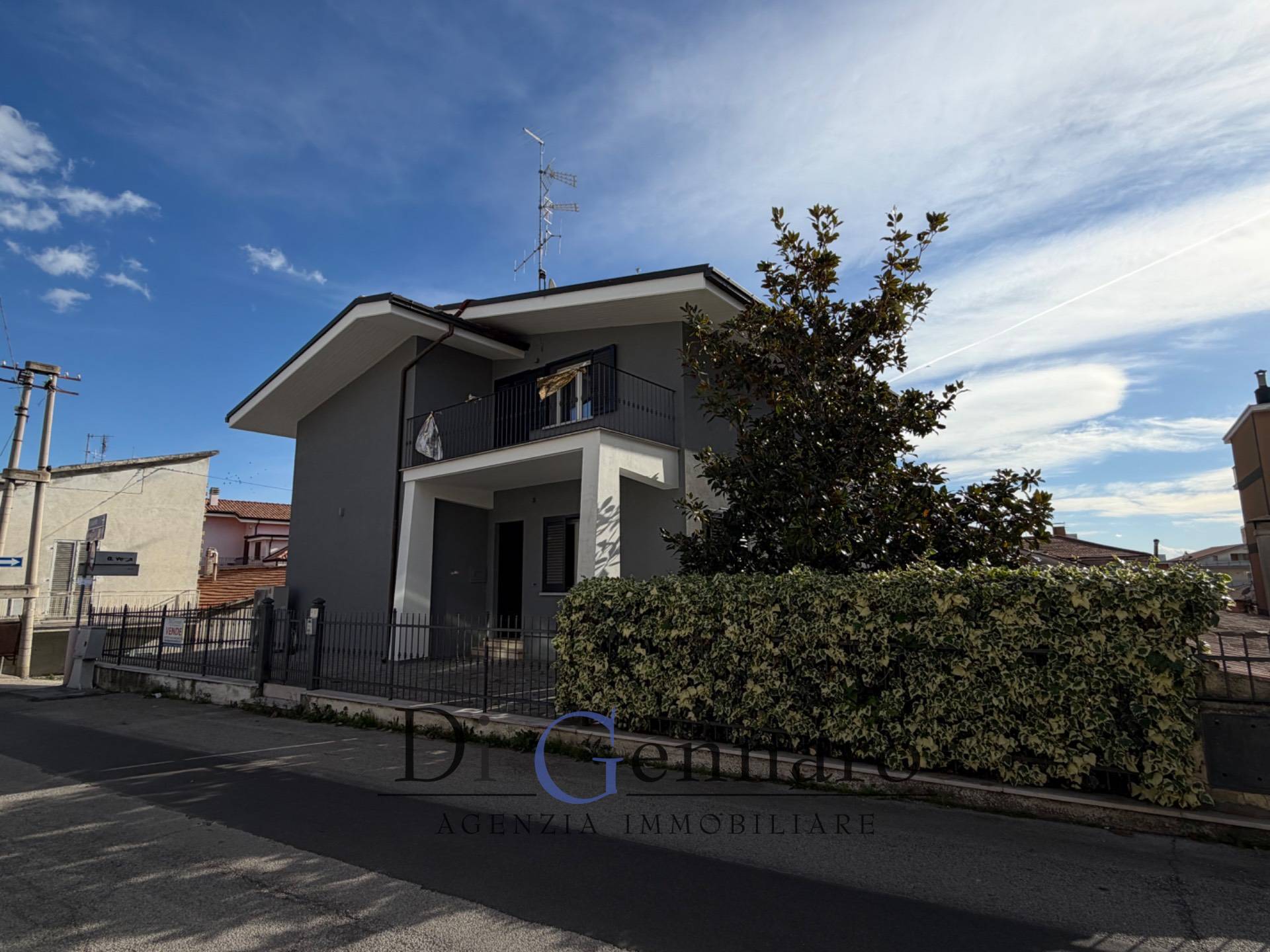 Villa in vendita a Nereto