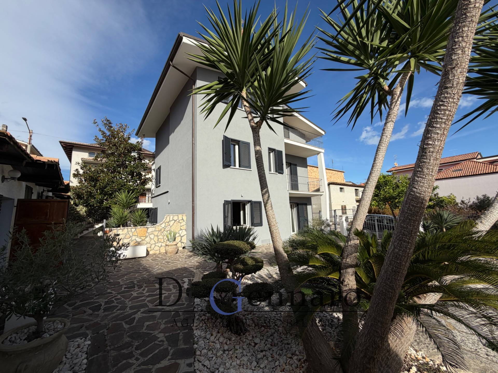 Villa in vendita a Nereto