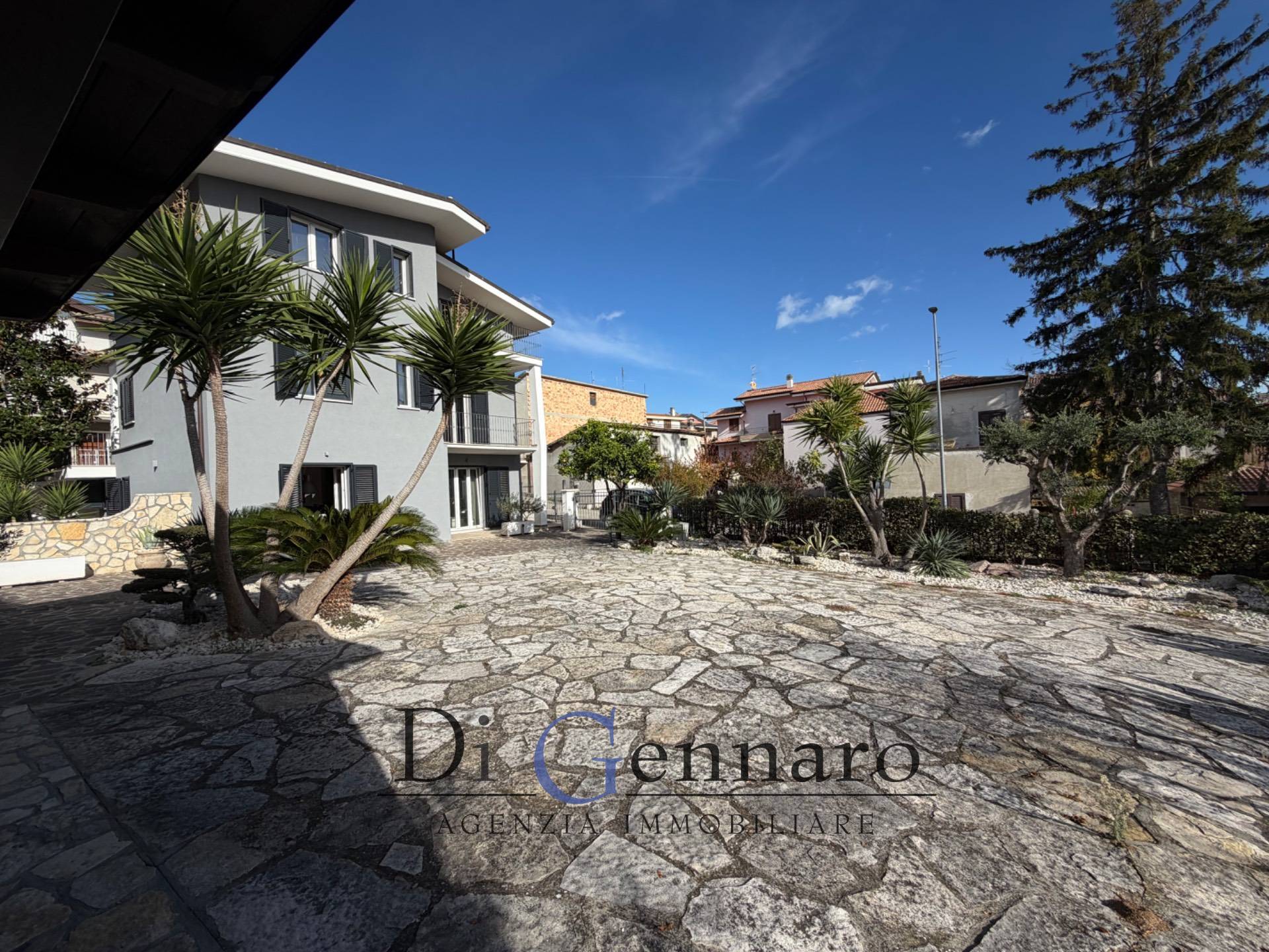 Villa in vendita a Nereto