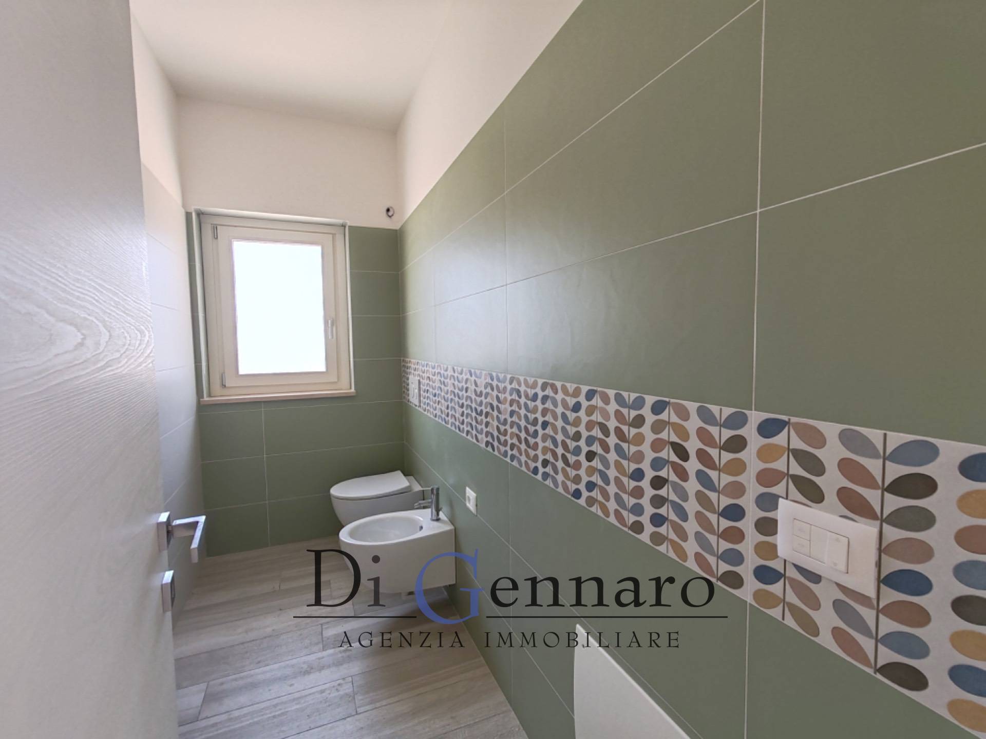 Trilocale in vendita a Alba Adriatica, centrale