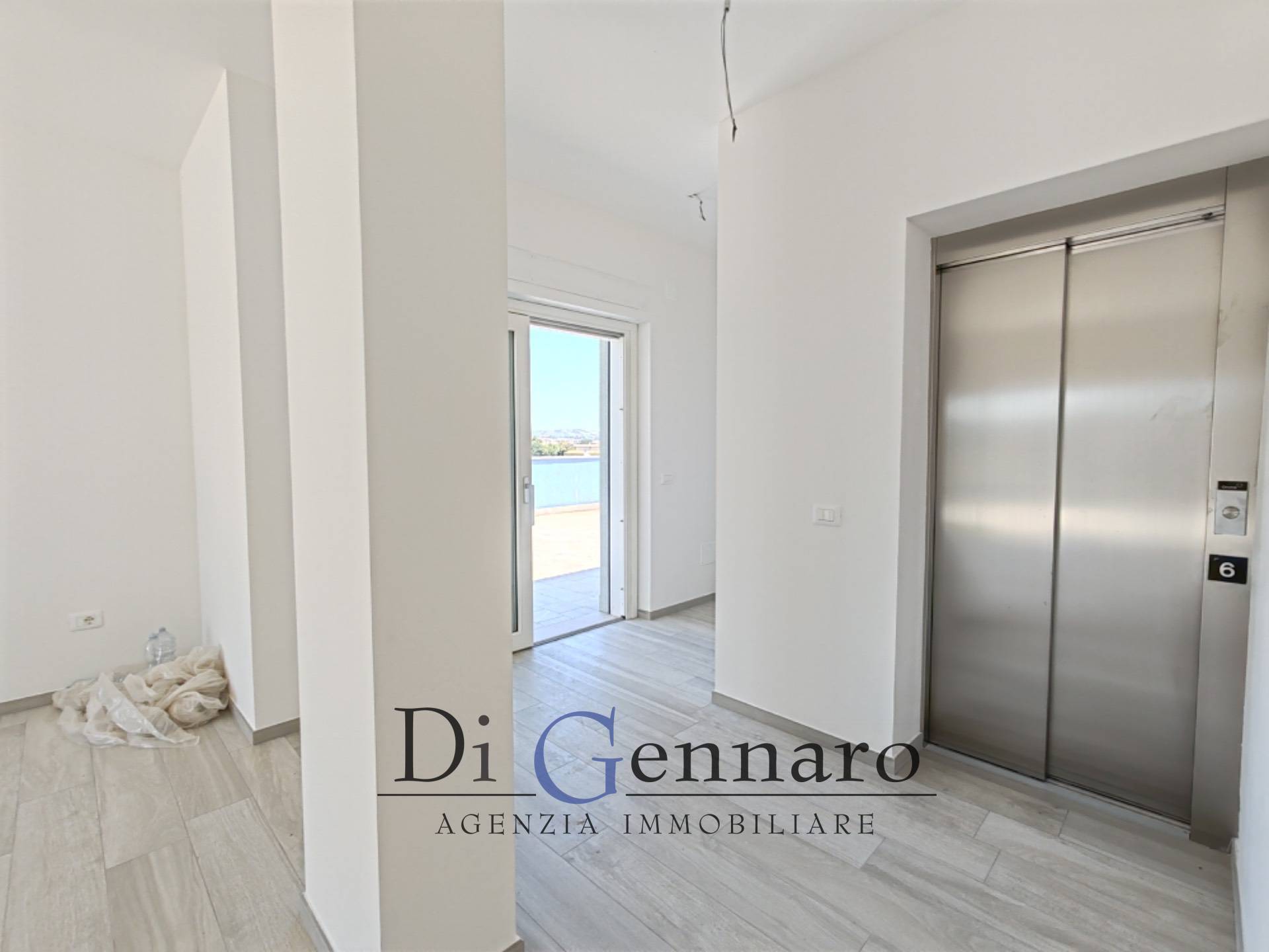 Trilocale in vendita a Alba Adriatica, centrale