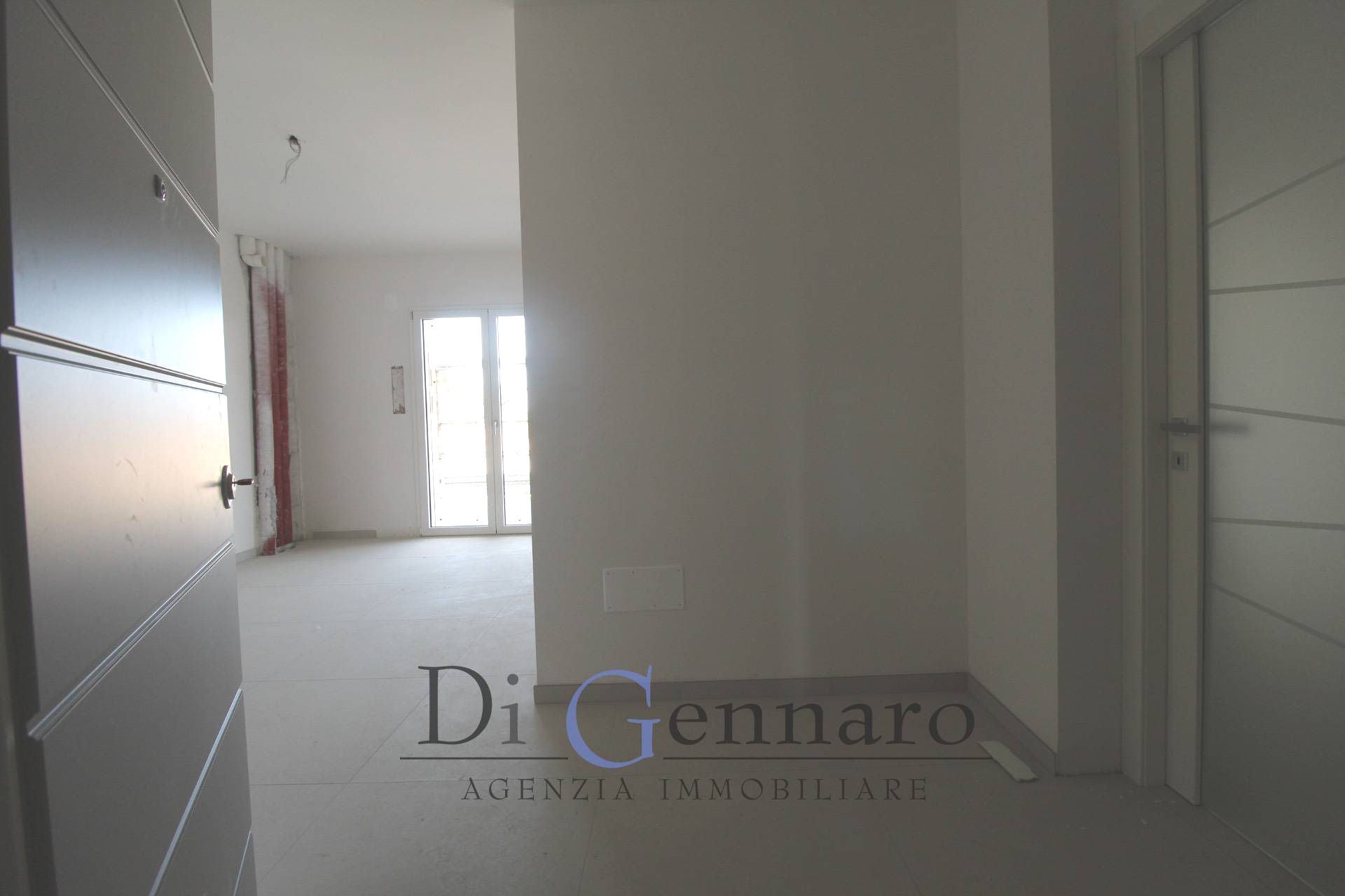 Appartamento Trilocale in vendita a Martinsicuro, Villa Rosa