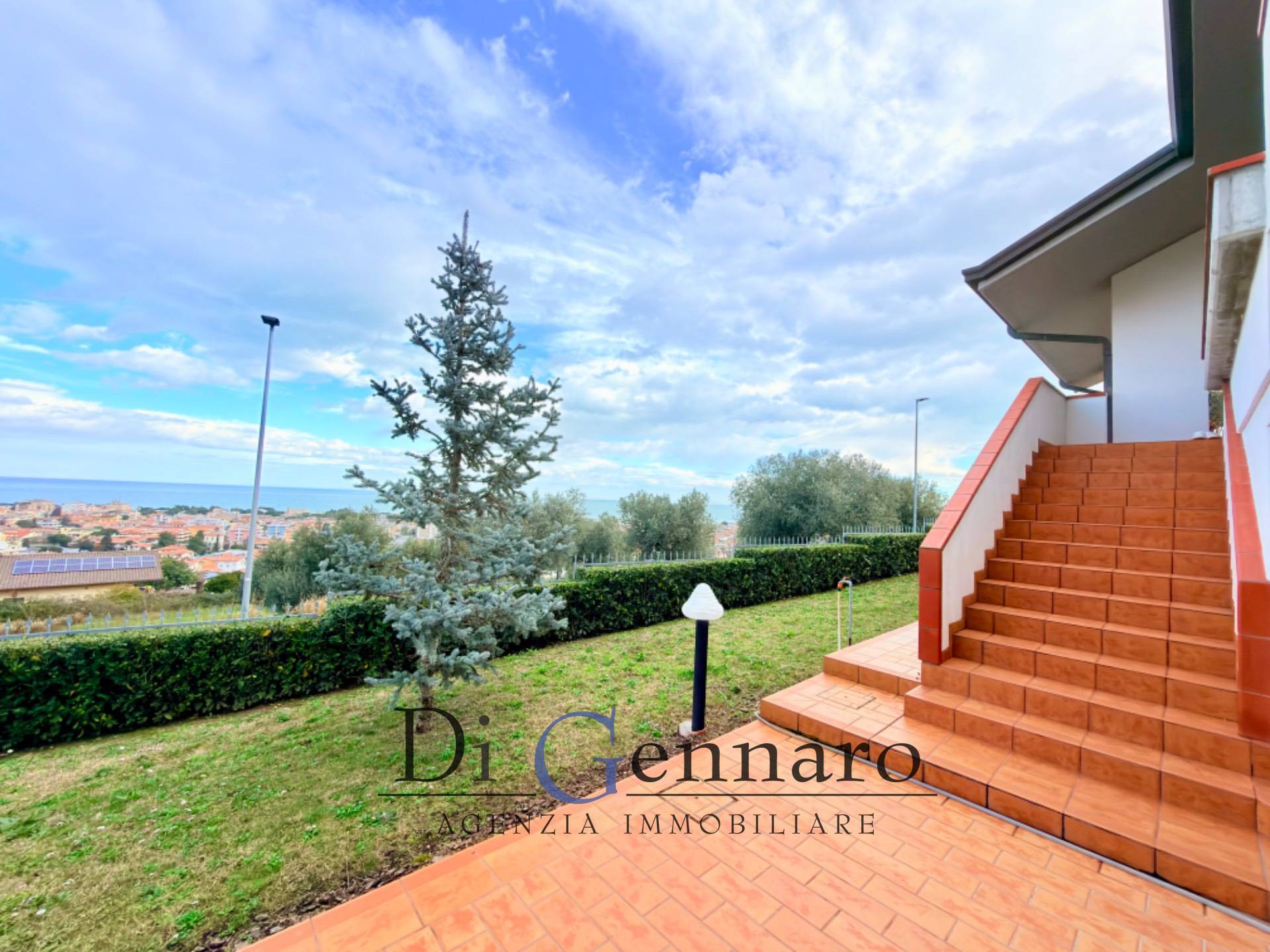 Villa in vendita a Tortoreto, Tortoreto Lido