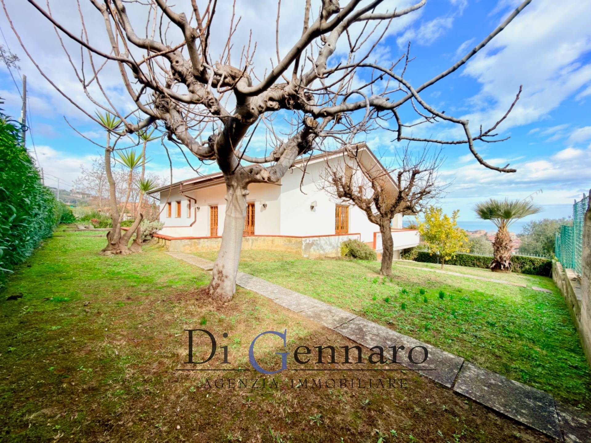 Villa in vendita a Tortoreto, Tortoreto Lido