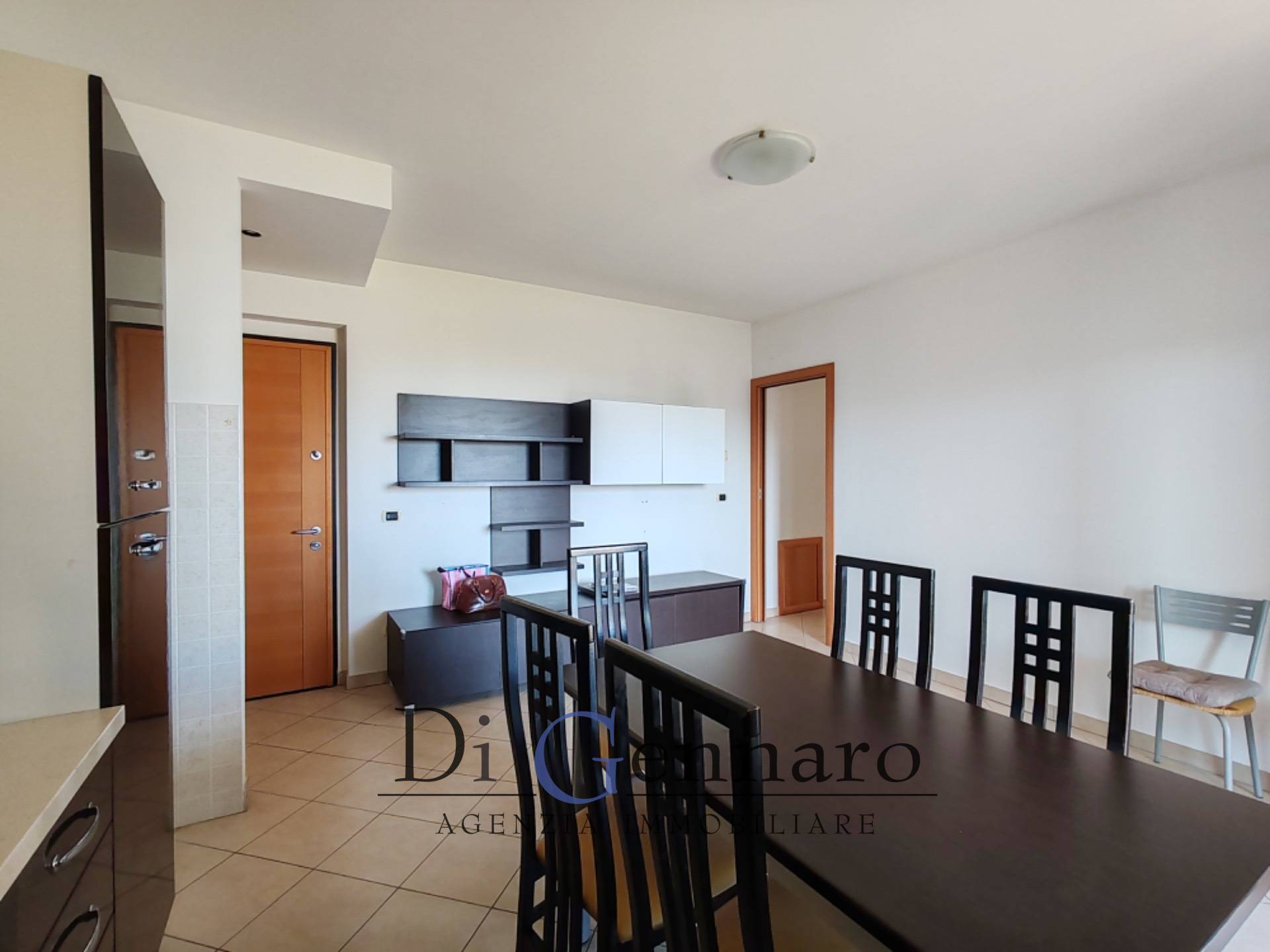 Trilocale in vendita a Alba Adriatica, VILLA FIORE