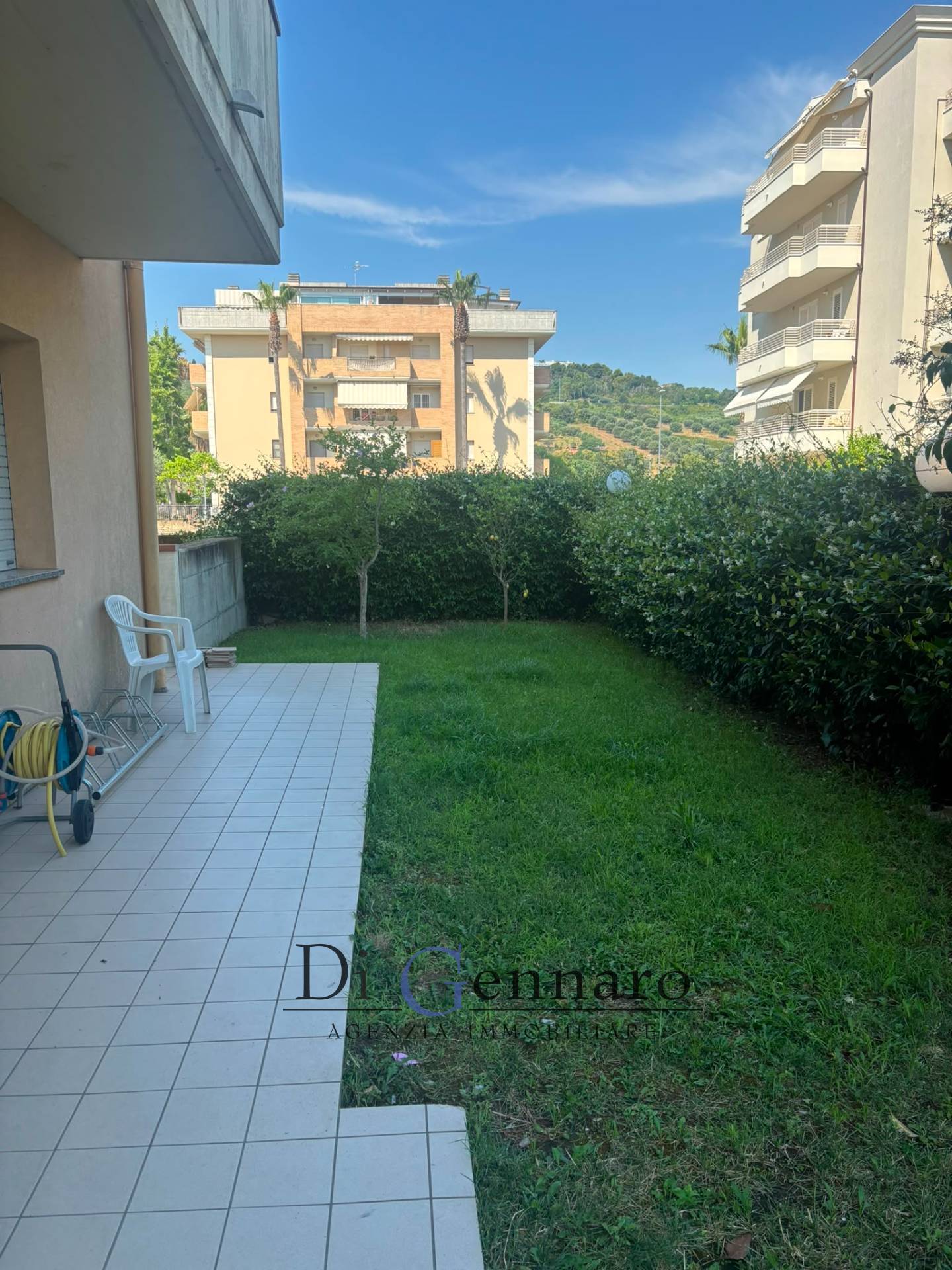 Trilocale in affitto a Alba Adriatica, VILLA FIORE