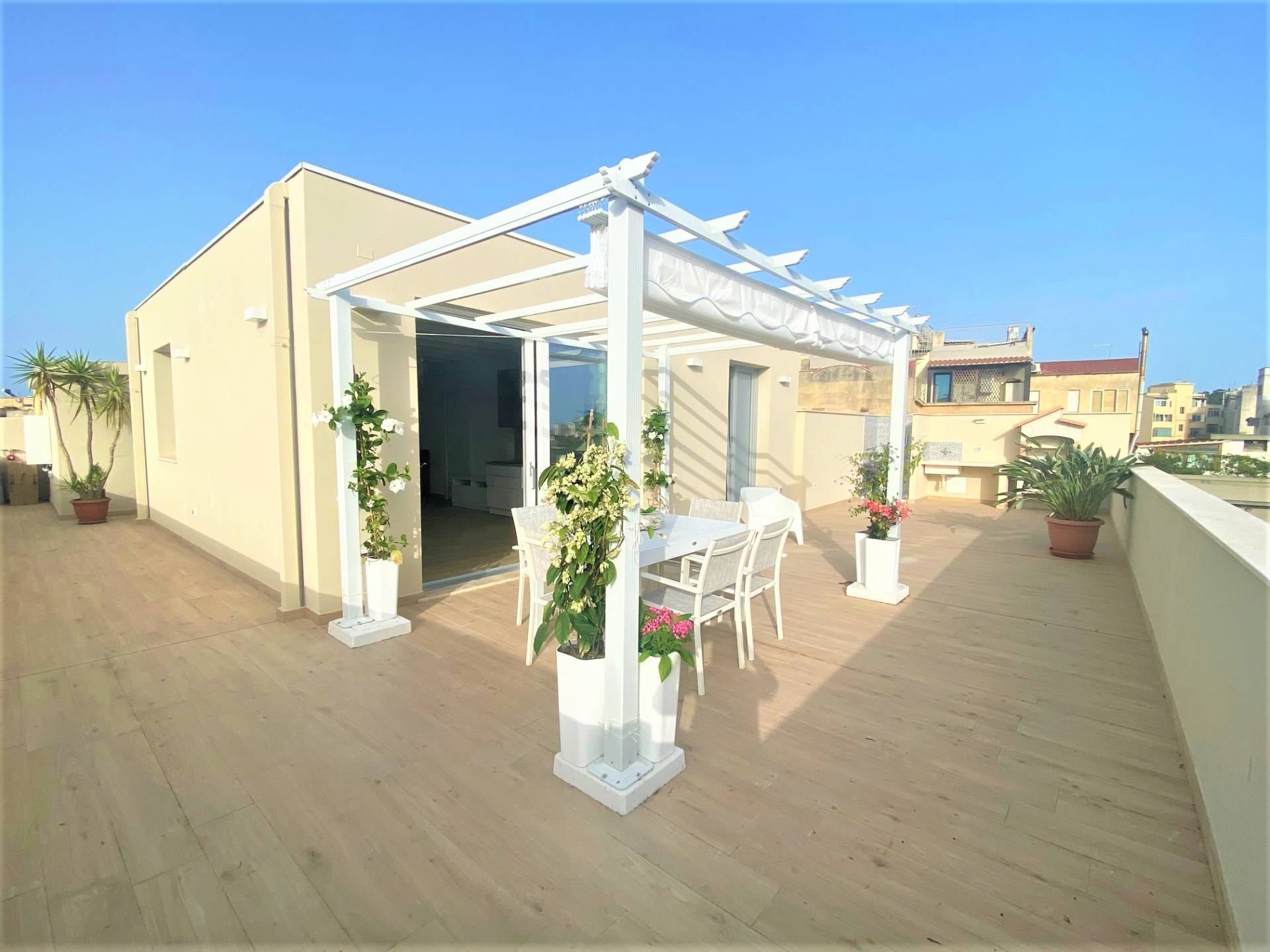 Appartamento in affitto a Cagliari, San Benedetto