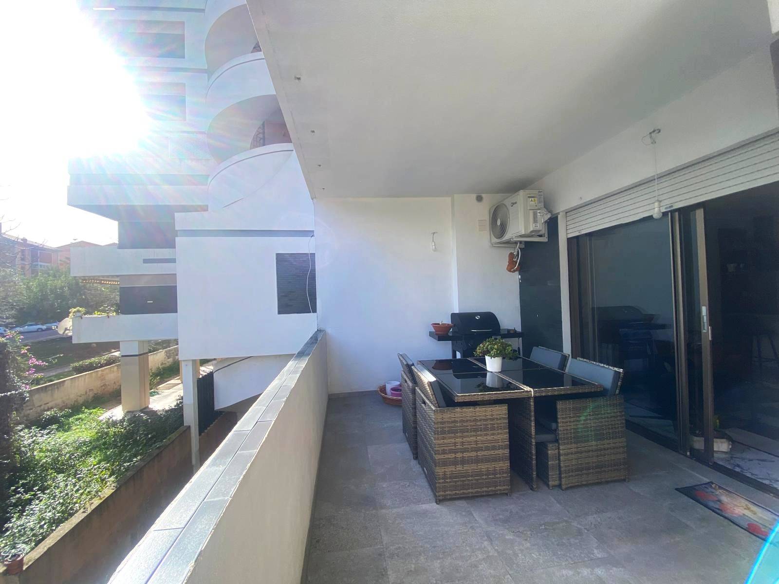 Appartamento in vendita a Cagliari, Genneruxi