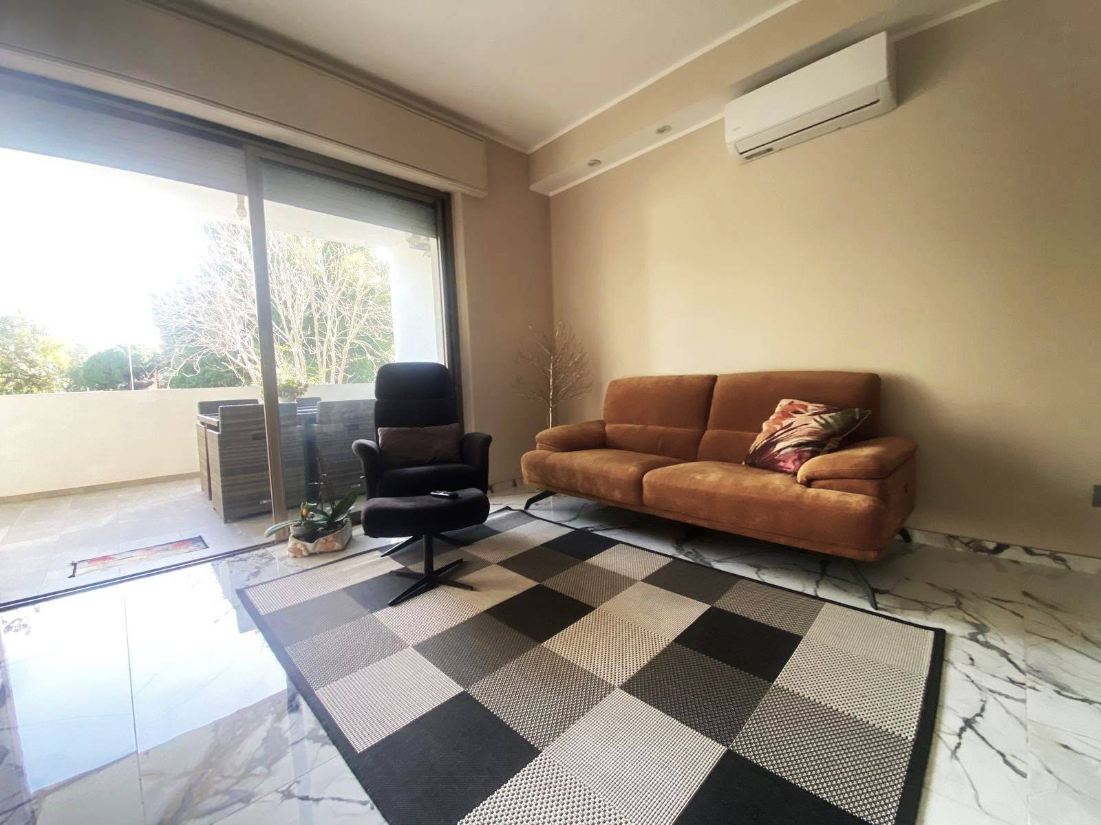 Appartamento in vendita a Cagliari, Genneruxi