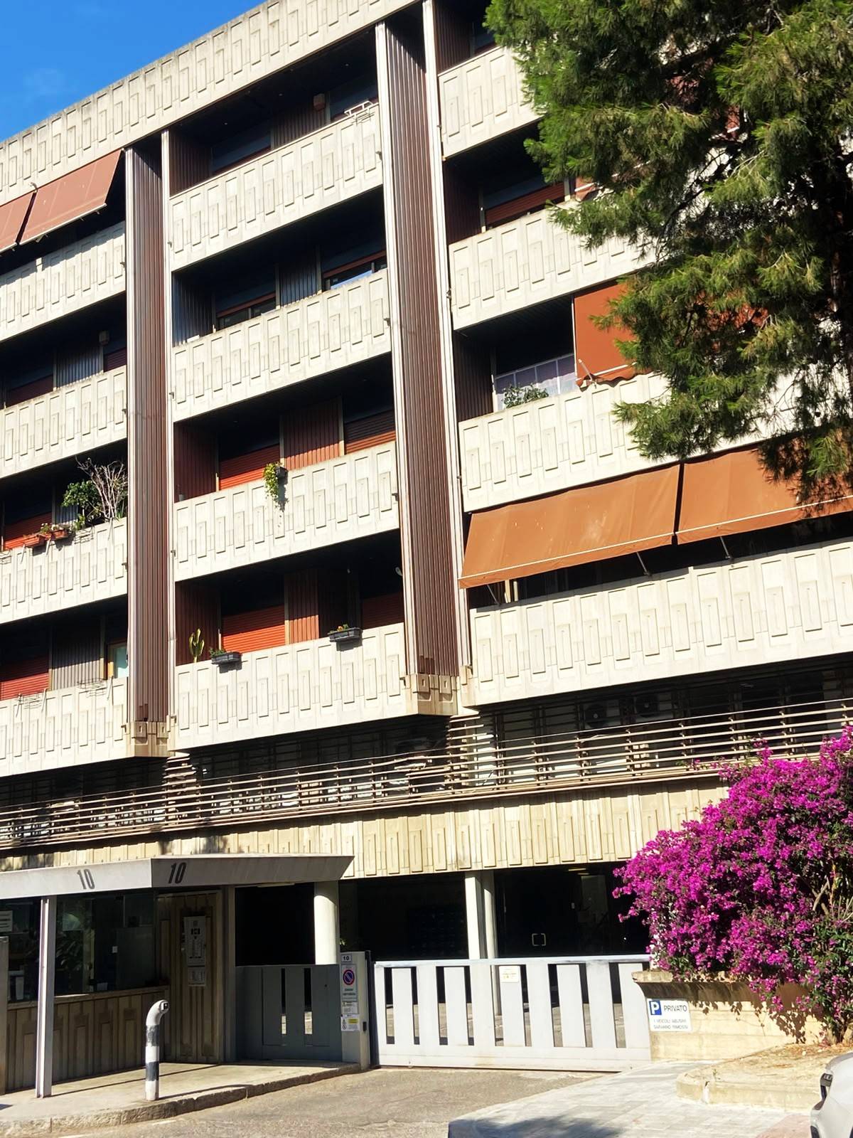 Ufficio/studio in vendita a Cagliari, Bonaria