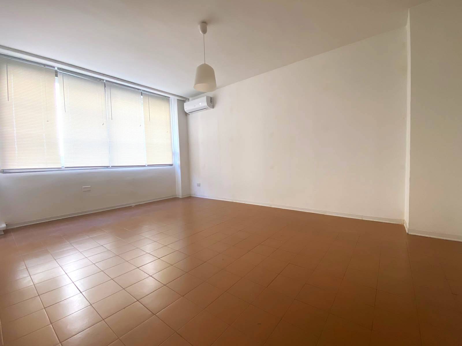 Ufficio/studio in vendita a Cagliari, Bonaria