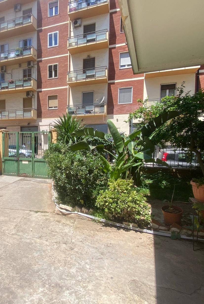 Appartamento in vendita a Cagliari, San Benedetto