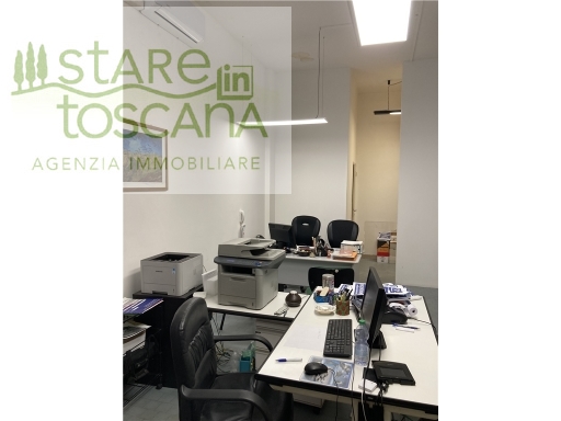 Negozio in affitto, Scandicci centro