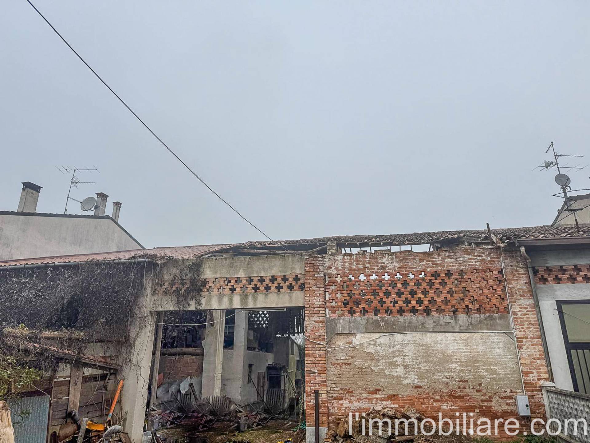 Casale/Rustico in vendita a Povegliano Veronese, Centro