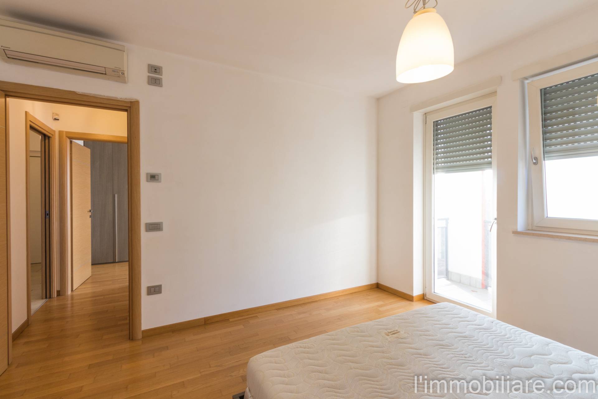 Appartamento in vendita a Verona, Ponte Crencano