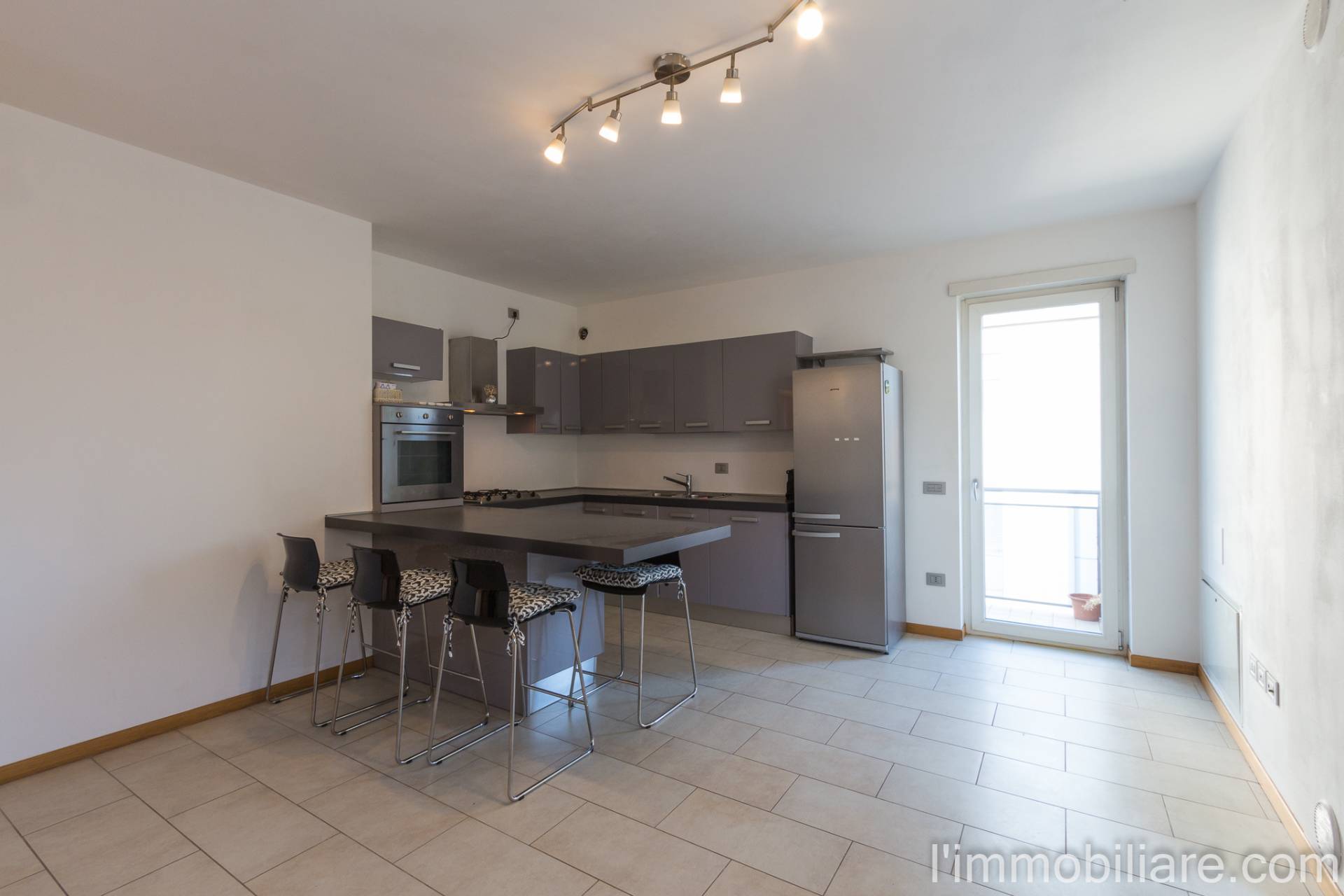 Appartamento in vendita a Verona, Ponte Crencano