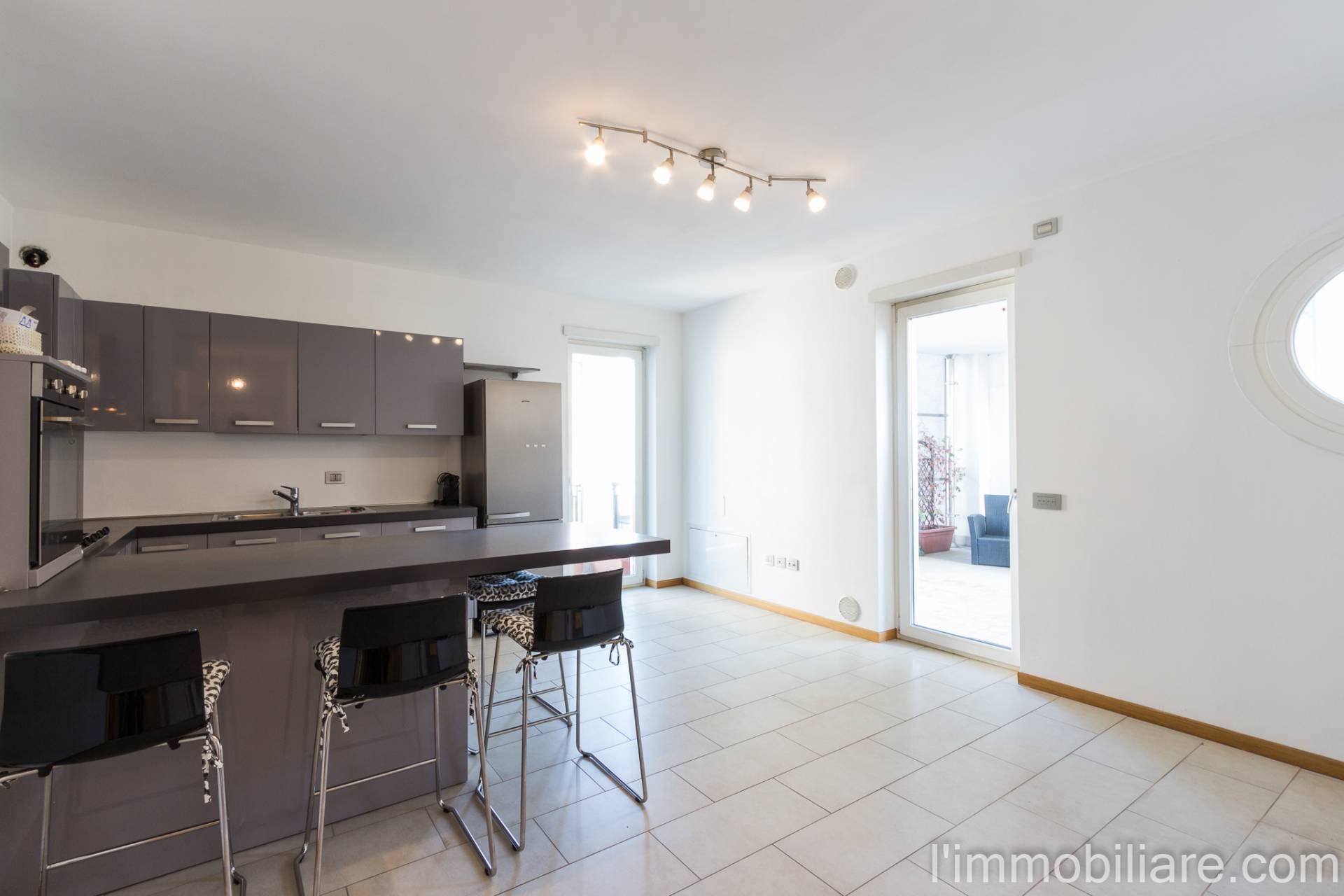 Appartamento in vendita a Verona, Ponte Crencano