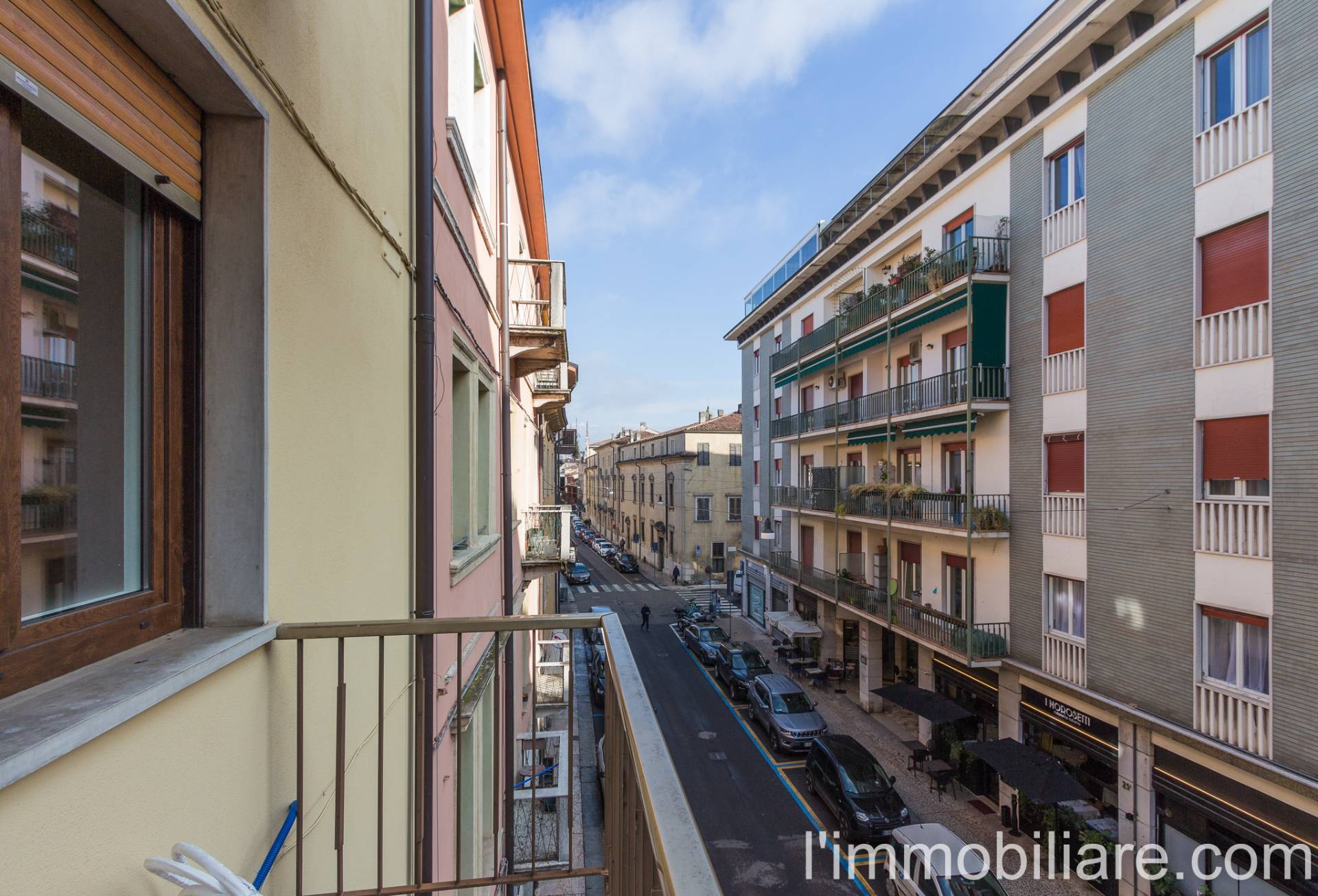 Appartamento in vendita a Verona, Valverde