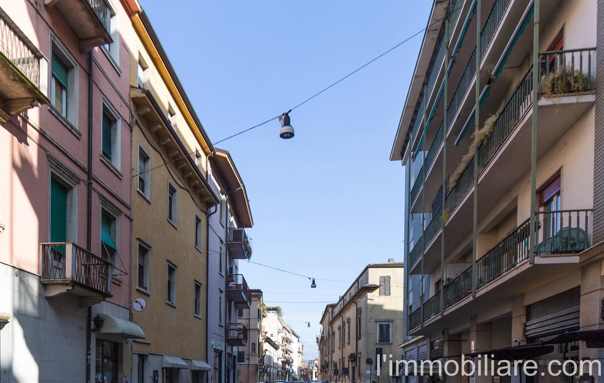 Appartamento in vendita a Verona, Valverde