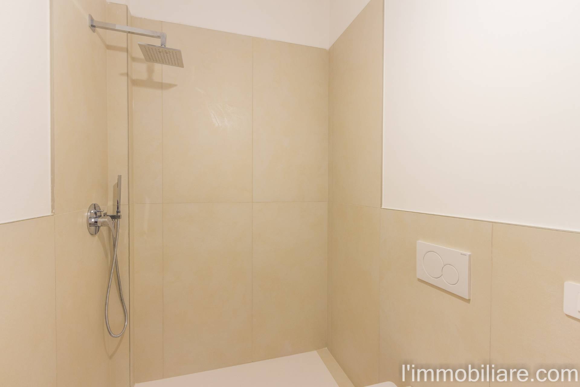 Appartamento in vendita a Verona, Valverde