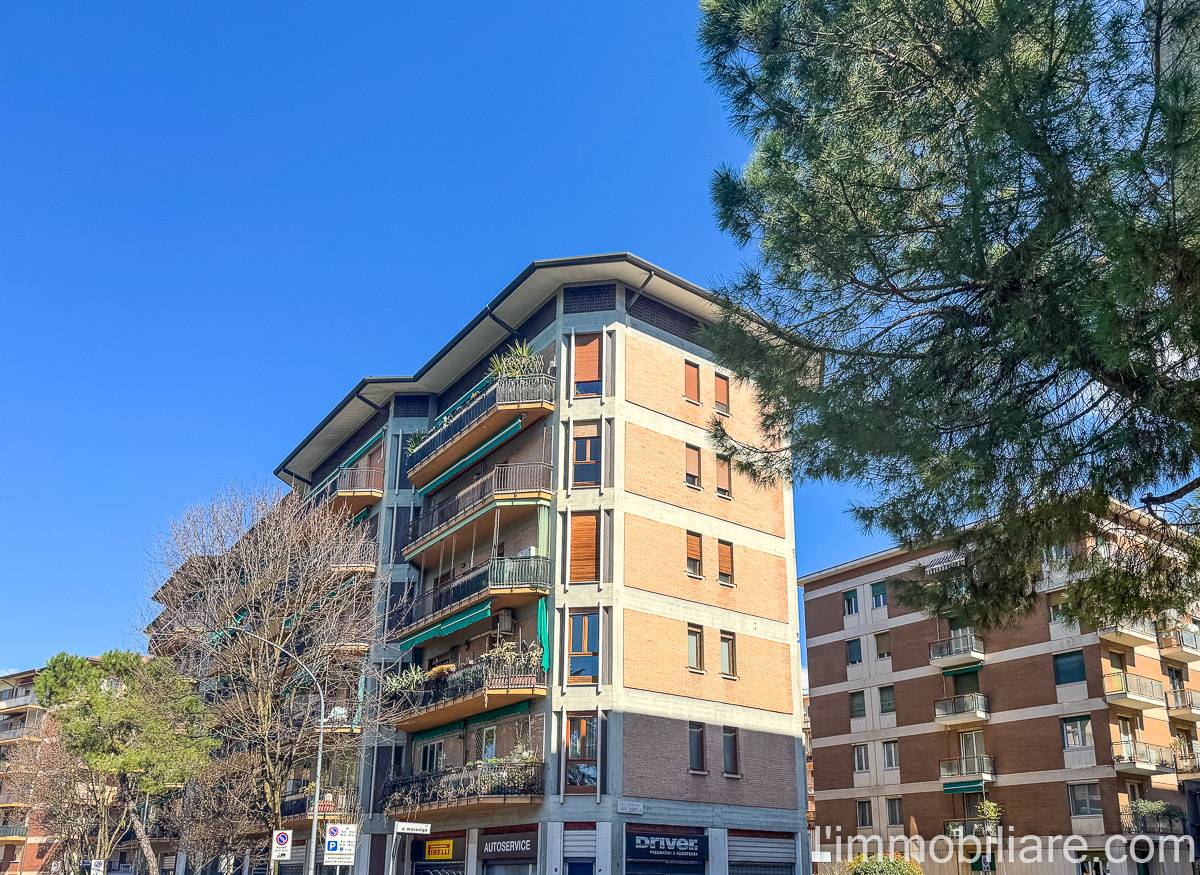 Appartamento in vendita a Verona, Ponte Catena