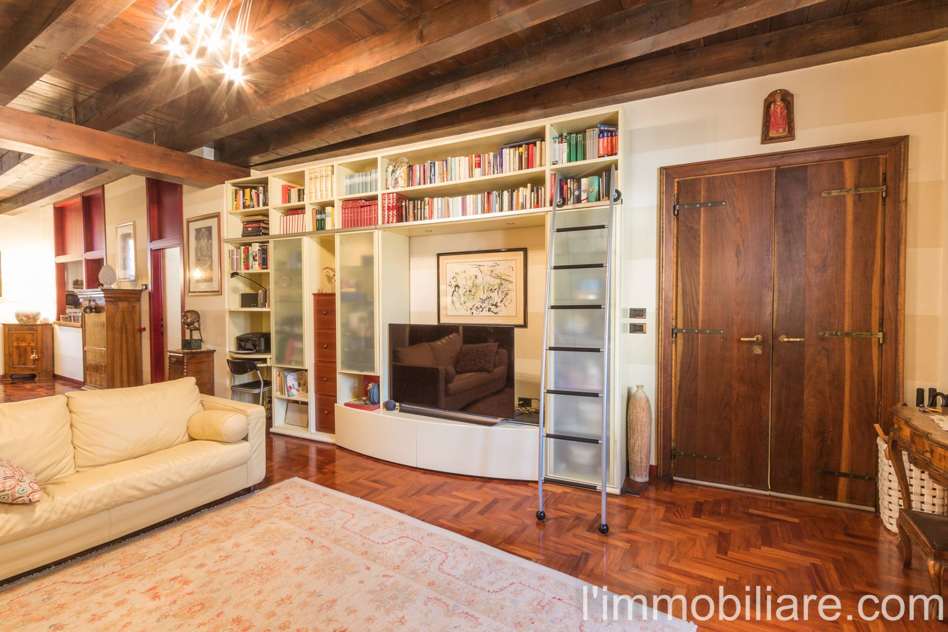 Appartamento in vendita a Verona, Centro storico