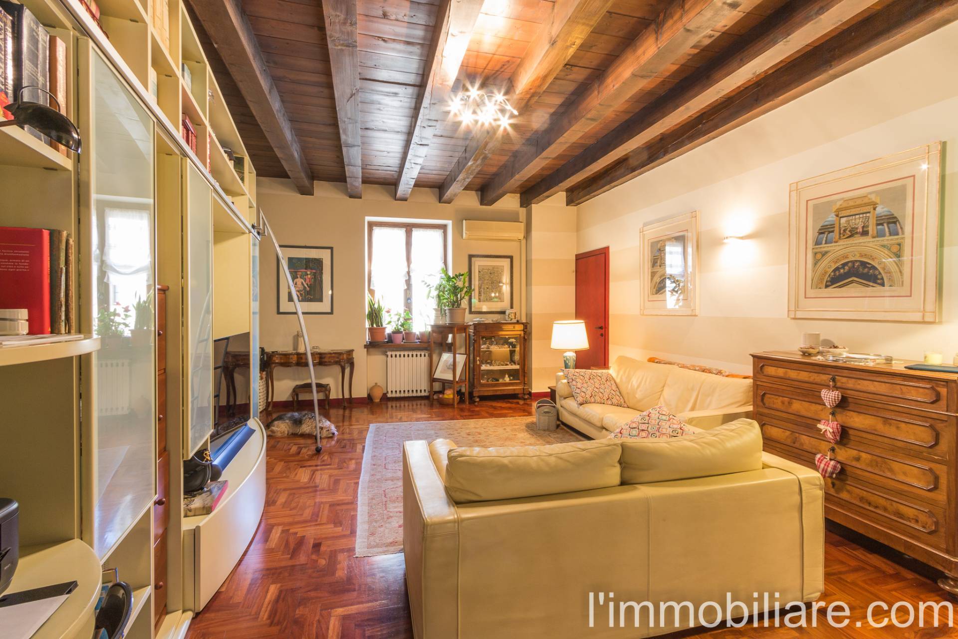 Appartamento in vendita a Verona, Centro storico